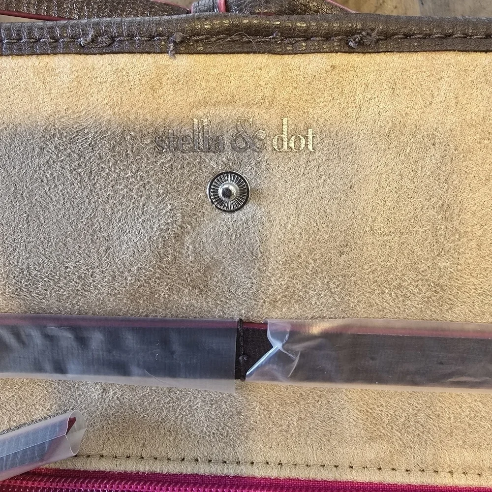 Stella & Dot Bring Your Bling Metallic Pewter Faux Leather Jewelry Case